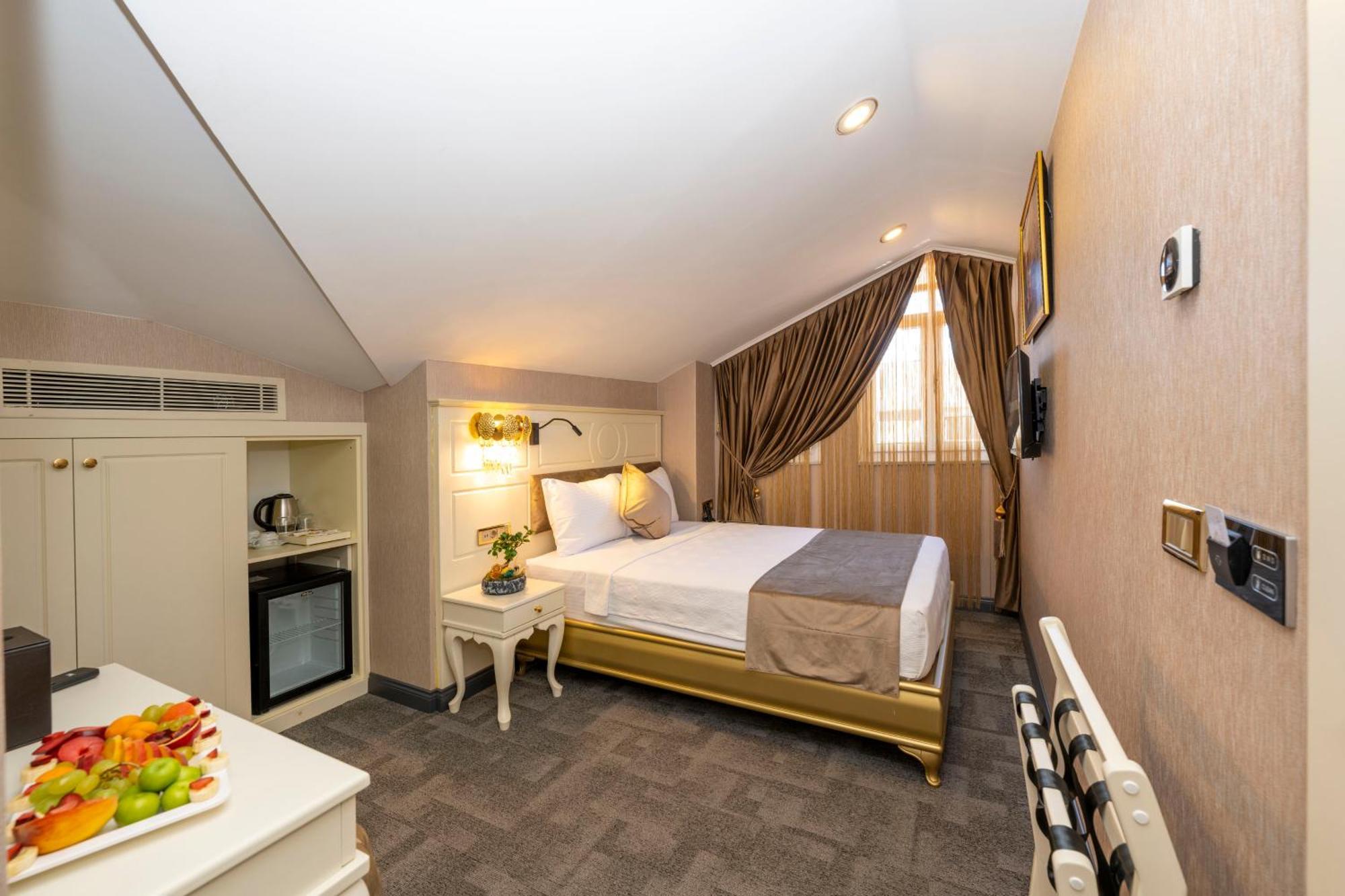 Moonlight Elegance Boutique Hotels Истанбул Екстериор снимка