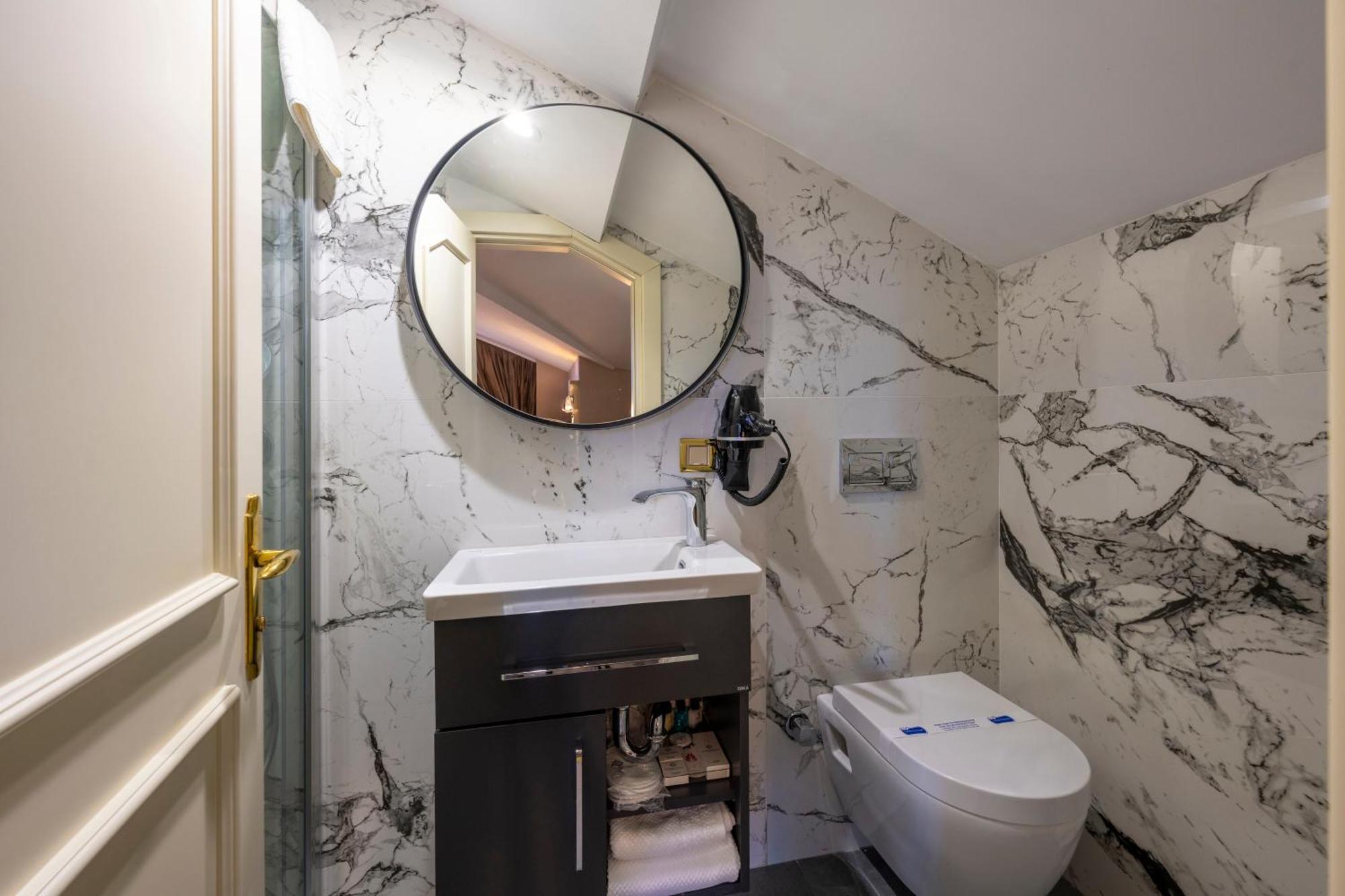 Moonlight Elegance Boutique Hotels Истанбул Екстериор снимка